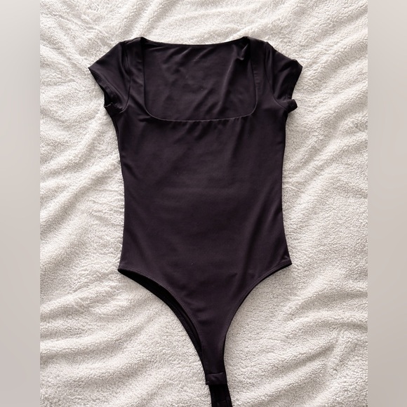 Black Faux Leather Leggings with Dark Brown Top - Picture 2 of 5